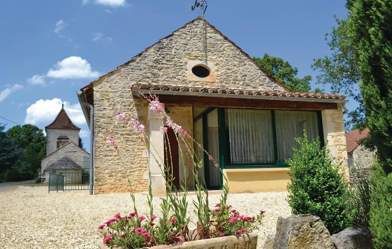 Semesterbostad Gorgeous Home In Gindou With Kitchen Frankrike