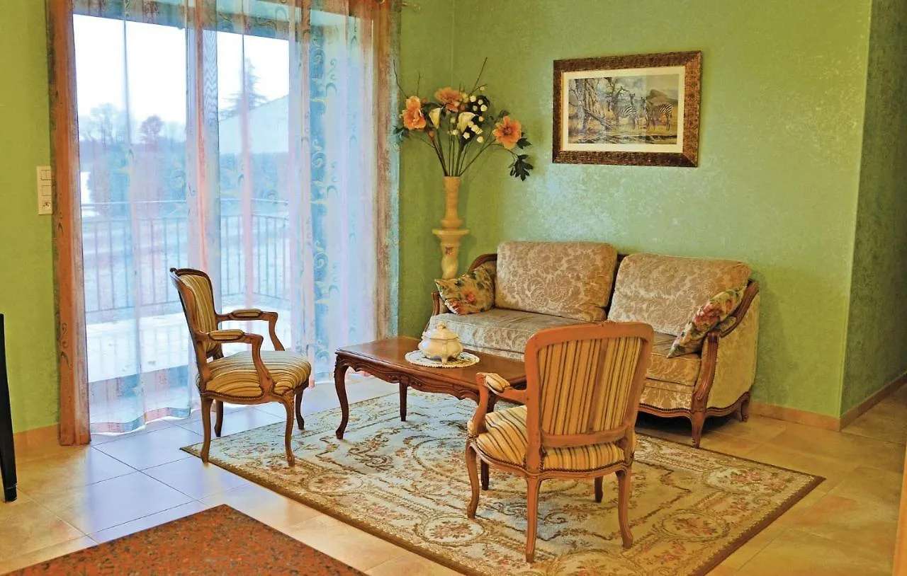 Gorgeous Home In Gindou With Kitchen 0*,