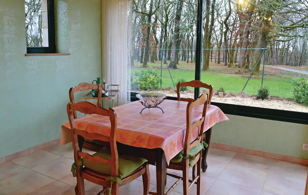 Semesterbostad Gorgeous Home In Gindou With Kitchen Frankrike